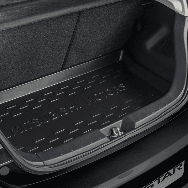 Protection Pack II Space Star 2020, Uitvoering met bagagebox. Kleur Cosmos Black