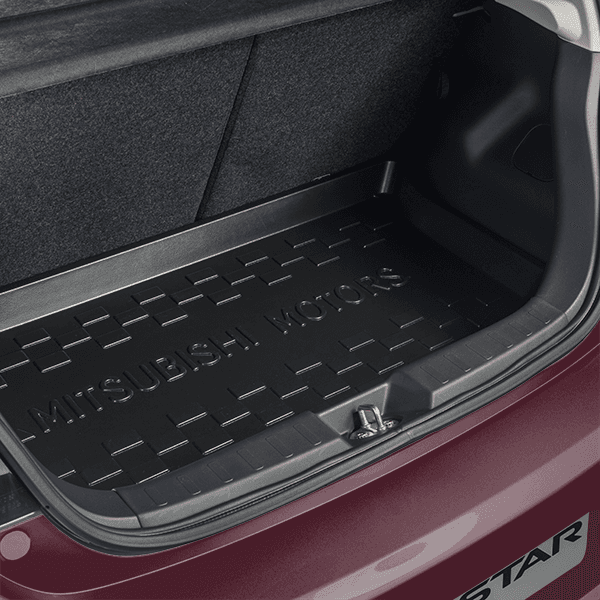Protection Pack III Space Star 2020, Uitvoering met bagagebox. Kleur Wine Red